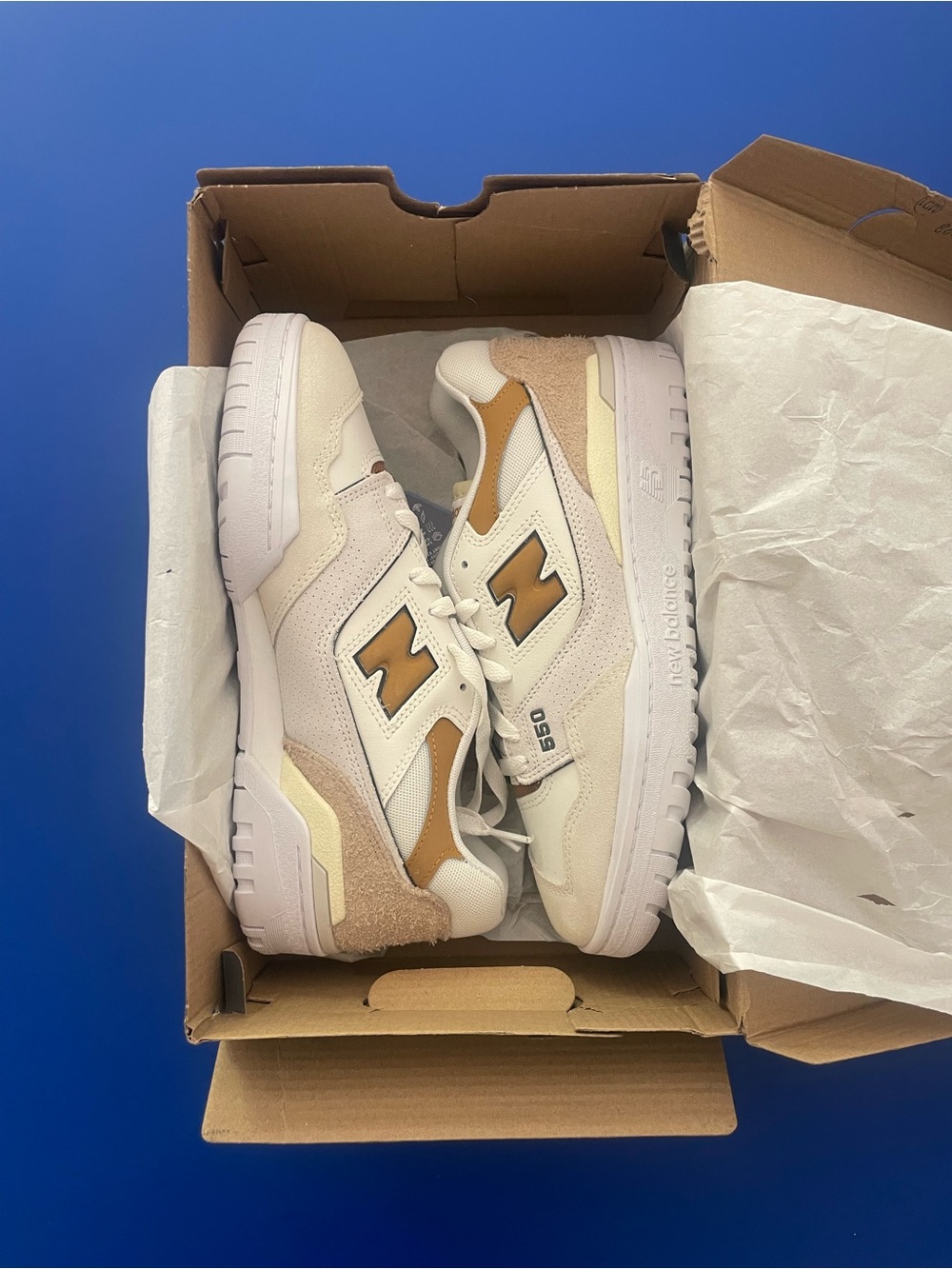 New Balance Womens 550 Sneakers